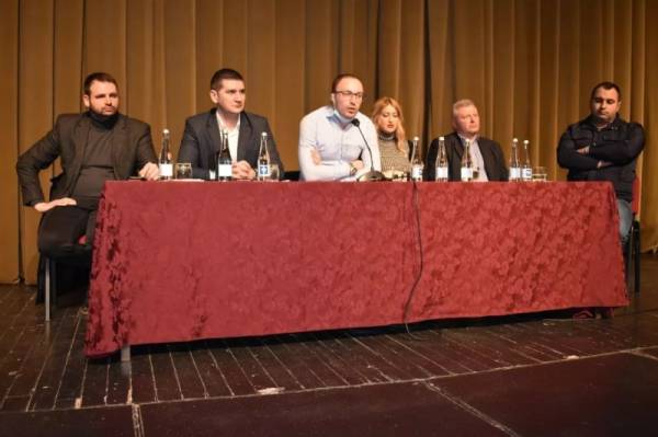 Sastanak poljoprivrednika i predstavnika Ministarstva poljoprivrede, vodoprivrede i šumarstva u Požarevcu