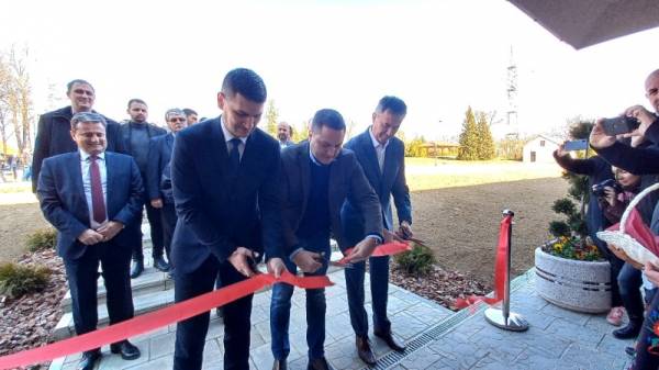 Otvoren dograđeni deo Doma učenika Poljoprivredne škole u Požarevcu (FOTO+VIDEO)