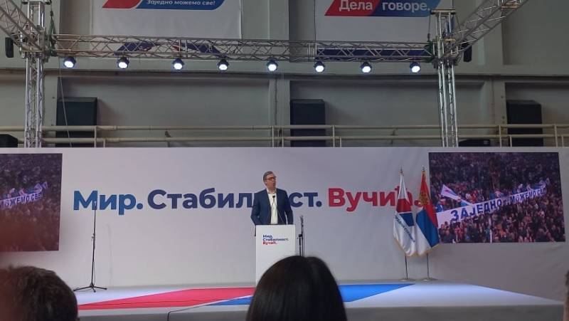 Vučić: Požarevac će dobiti investitora, bolnicu i zatvoreni bazen (FOTO)