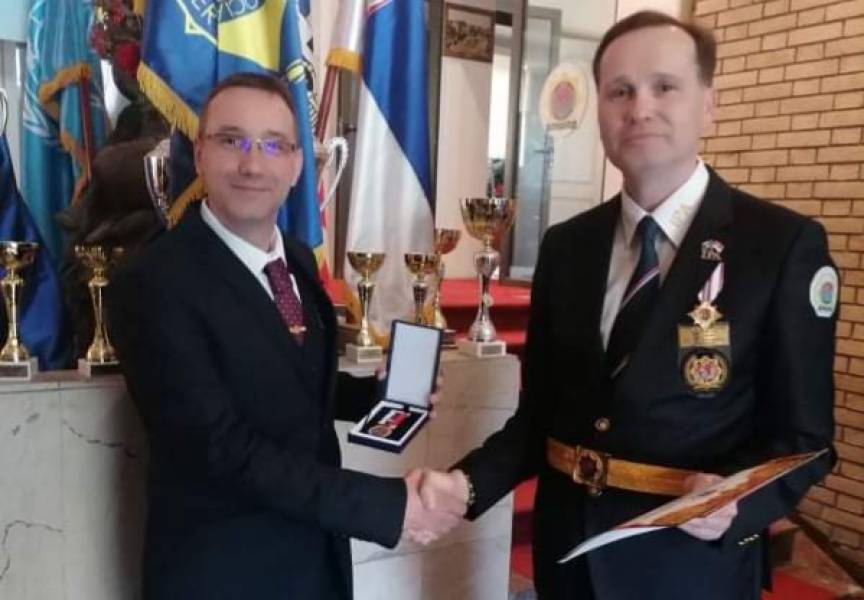Požarevačkom doktoru Marku Stevaniću uručeno priznanje