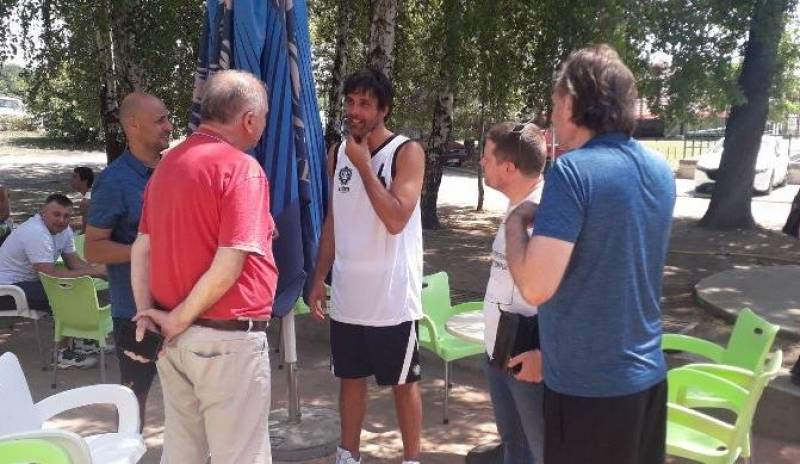 Rukovodstvo opštine sa Teodosićem u TEO4 kampu