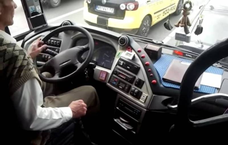 Saobraćajna policija kontrolisala je 4.189 autobusa, a otkriven je 3.591 prekršaj