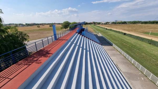 Uređuje se hipodrom