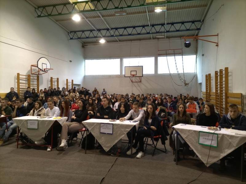 U Poljoprivrednoj školi održan kviz “Znanjem do mature”, najbolja je ekipa "PIPETA"