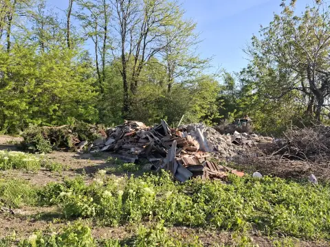 Sanirana divlja deponija na teritoriji grada