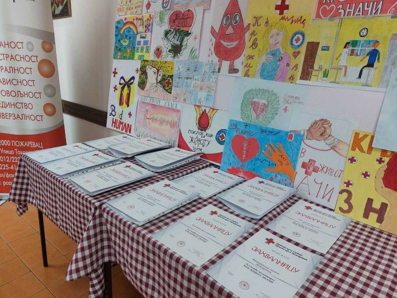 Nagrađeni pobednici konkursa “Krv život znači”