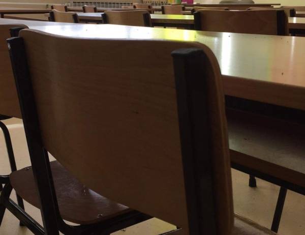 Štrajk prosvetara 2. juna i protest pred zgradom Vlade