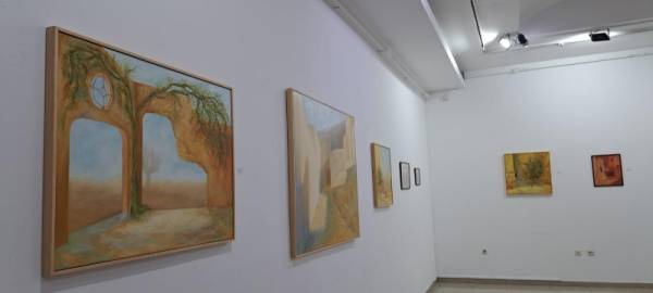 Otvorena izložba slika, crteža i fotografija “Grad u pustinji”