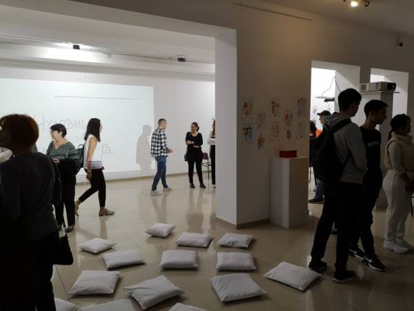 Izložba „Čudostvorište – višemedijska instalacija“ otvorena u Galeriji savremene umetnosti u Požarevcu