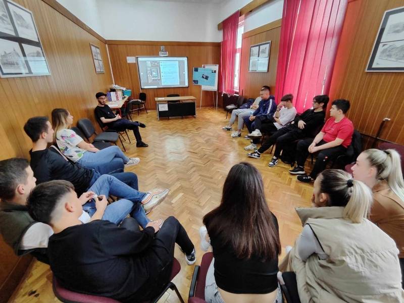 „Susedi na delu - otkrijmo prednosti saradnje preko granice“