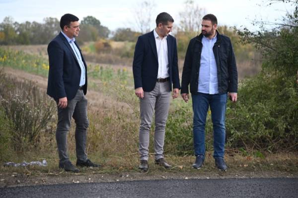 Radovi na rekonstrukciji puta Ram - Bratinac