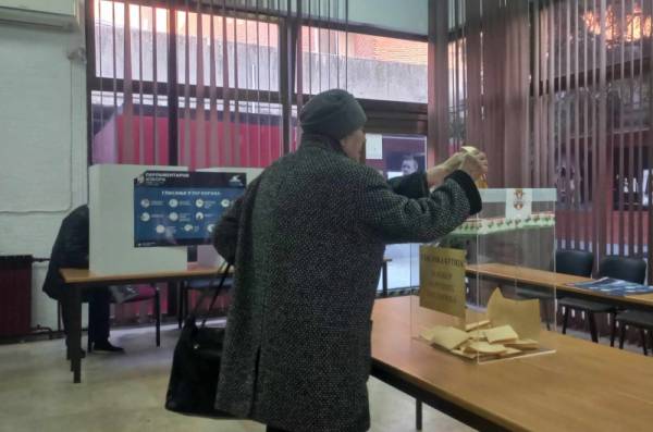 RIK: Do 18 časova glasalo 51,93 odsto