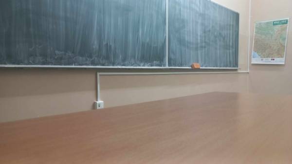 Moguć produžetak zimskog raspusta zbog virusa RSV, oboljenja sličnih gripu i velikog kašlja