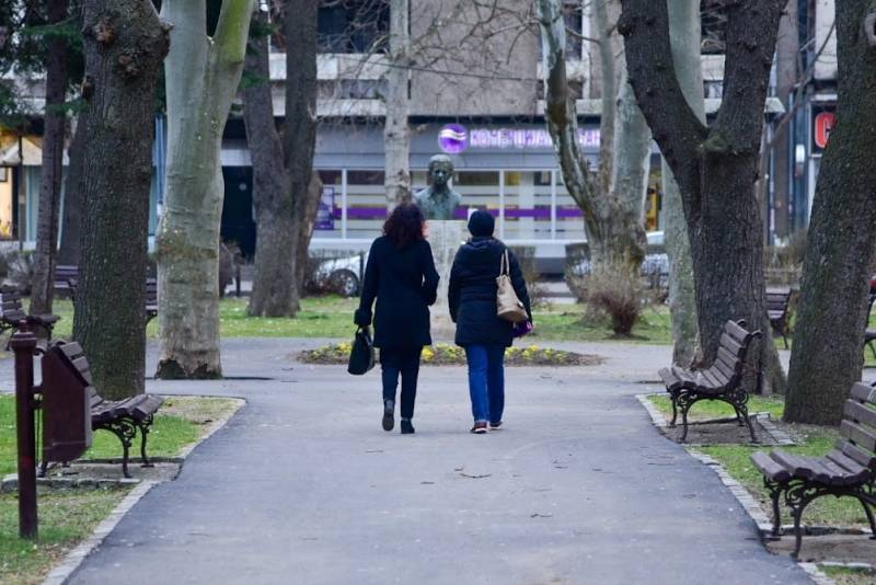 Svi zaposleni koji ostvaruju uslov za penziju imaju pravo na isplatu otpremnine