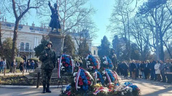 U Požarevcu obeležen Dan državnosti (FOTO)