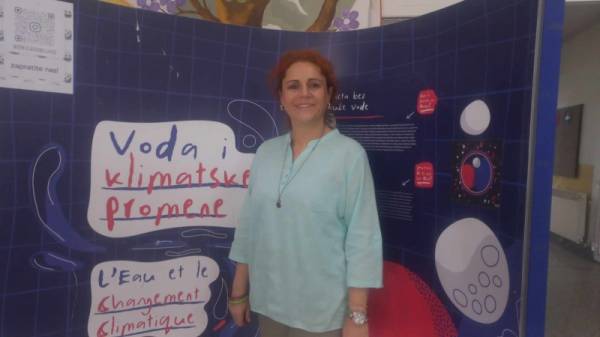 Izložba “Karavan za klimu” postavljena u holu škole “Sveti Sava”