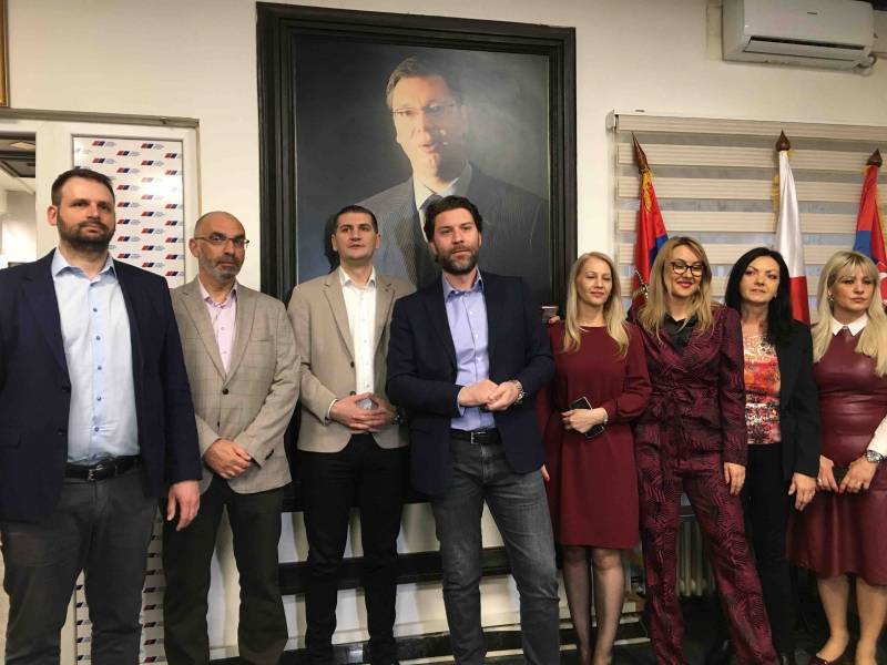 Prijem za dame u prostorijama Gradskog odbora