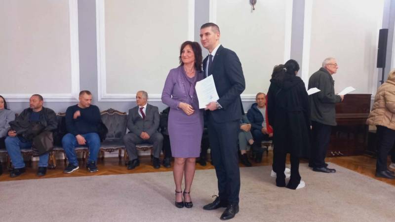 Uručeni ugovori za sprovođenje mera energetske sanacije