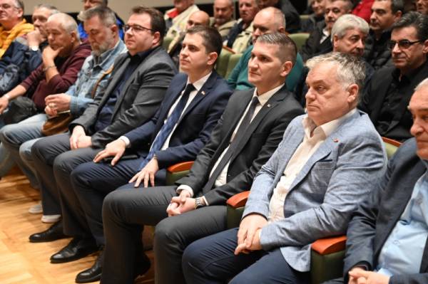 Podeljene boračke legitimacije