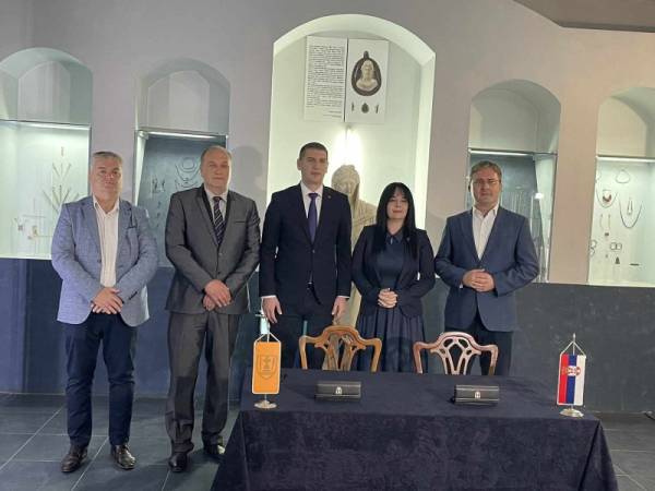Selaković potpisao ugovore o podršci Ministarstva kulture Narodnom muzeju i Istorijskom arhivu Požarevac