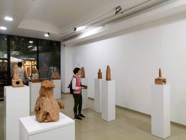 „Sulpture i crteži“ nova izložba u Galeriji Narodnog muzeja u Požarevcu