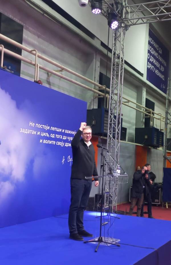 Vučić u Braničevskom okrugu: Obilazak poljoprivrednih gazdinstava, razgovor sa građanima i otvaranje novih infrastrukturnih projekata