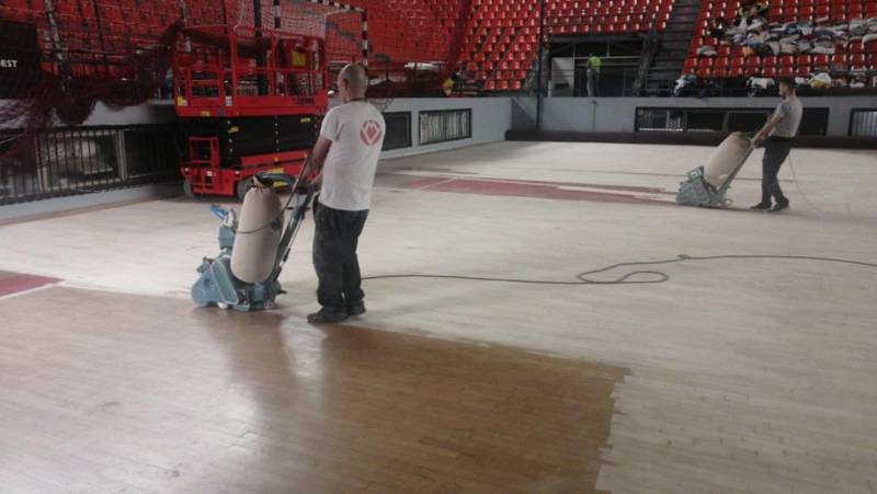 Renoviranje parketa u Hali