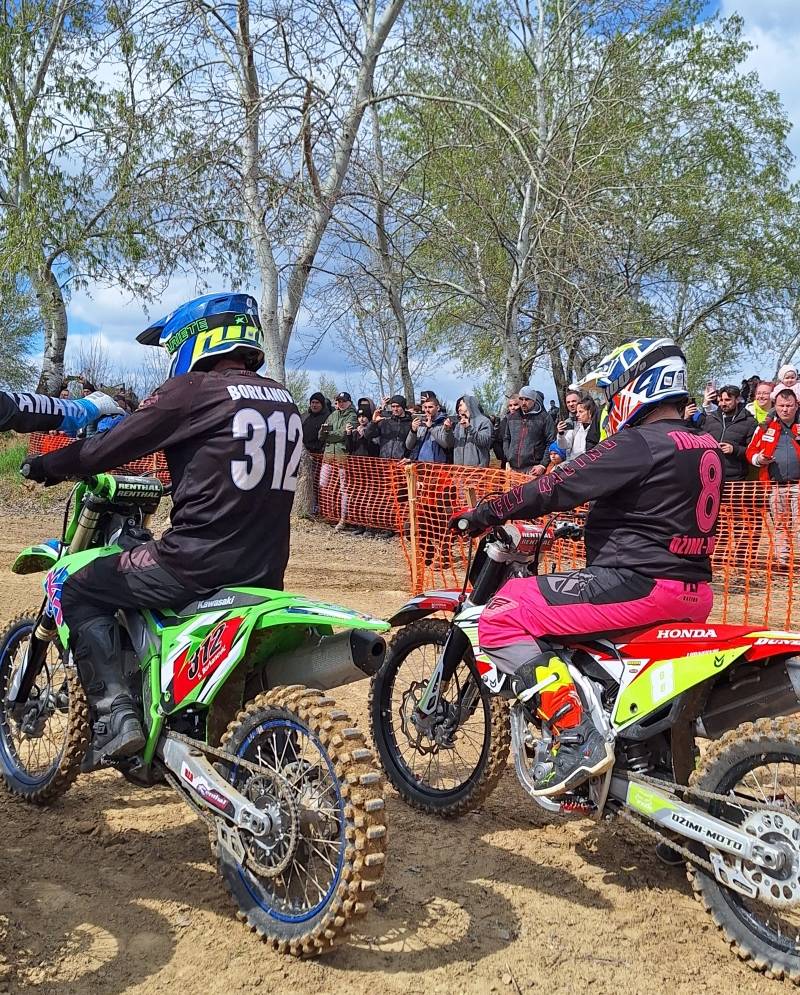 Uspešan start moto kros sezone za "Vatrene"