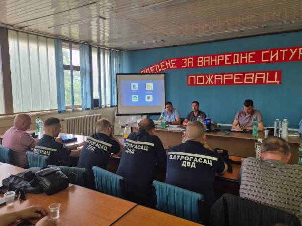 Ivan Savić na čelu Dobrovoljnog vatrogasnog društva Požarevac