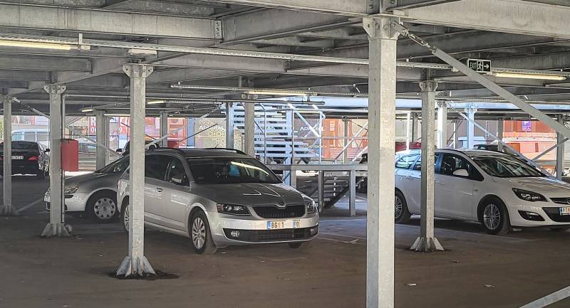 Otvorena anketa „Parking servisa“