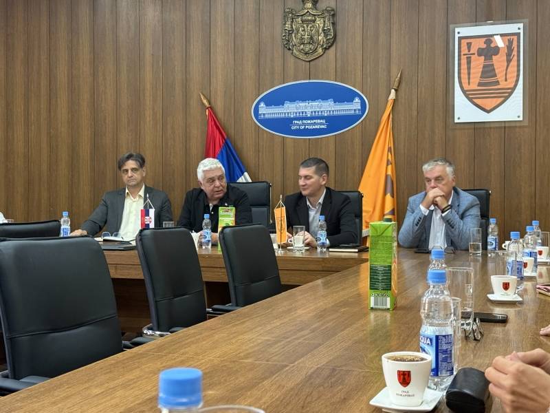 Ministar Bratina u Požarevcu: Profesionalno izveštavanje prioritet