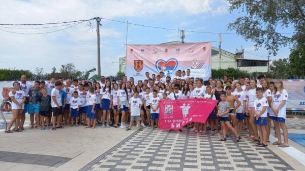 Letnji plivački kamp „Deca Srbije“ okupio mališane iz dijaspore