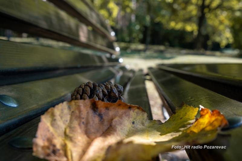 Večeras stiže jesen