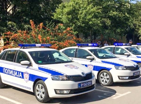 Dojave o bombama u 807 škola u Srbiji