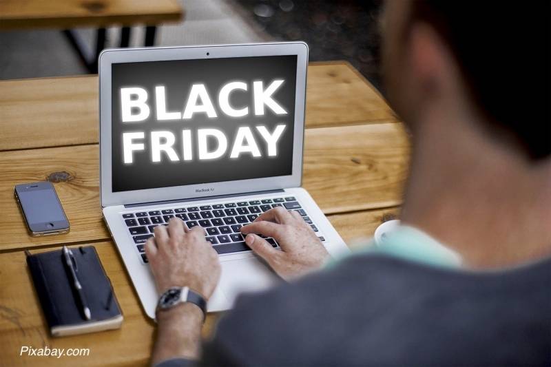 MUP upozorava: Oprez pri onlajn kupovini tokom Black Friday popusta