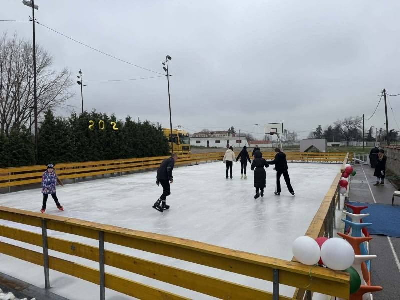 Otvoreno klizalište u Požarevcu
