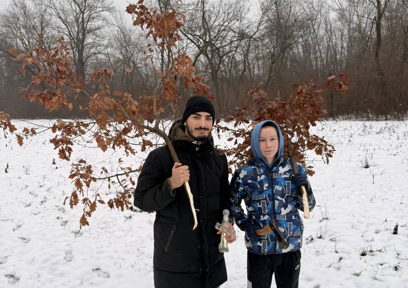 Badnje jutro u Požarevcu obeleženo zajedničkim odlaskom po badnjak