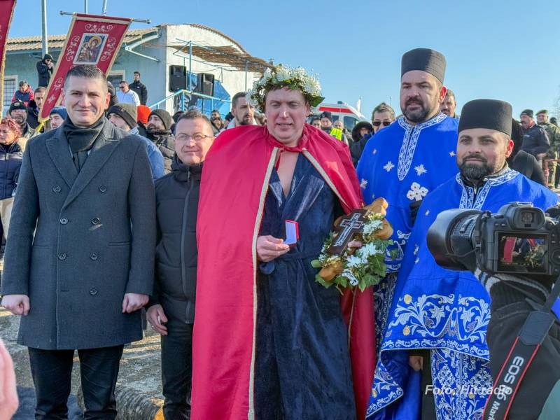 Vuk Janjuš pobednik Bogojavljenskog plivanja za Časni krst u Kostolcu