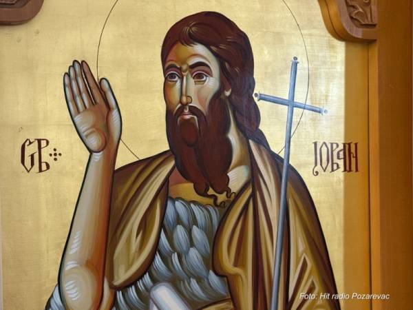 Srpska pravoslavna crkva i vernici danas slave Svetog Jovana Krstitelja