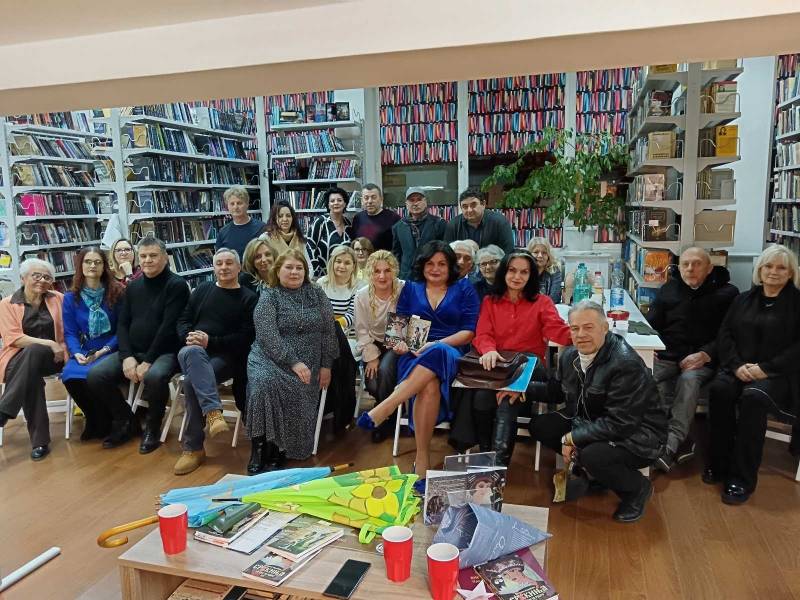 Književno veče u Kostolcu: Danijela Božičković Radulović oduševila publiku snagom reči