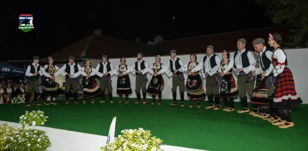 „Boj na Prugovu“ spojio tradiciju, folklor, gastronomiju i sportska nadmetanja