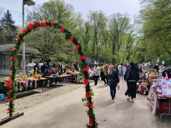 U Poljani otvoren etno festival