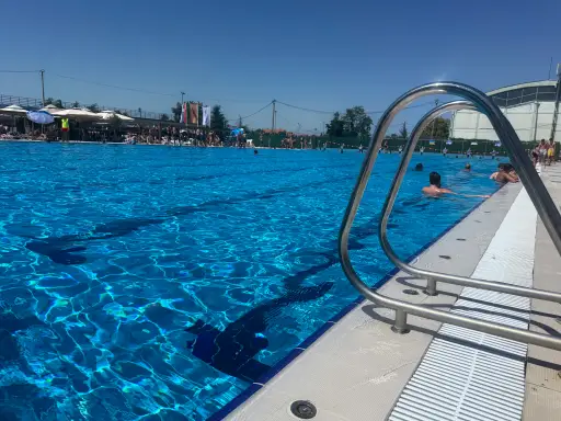 U nedelju noćno kupanje na Gradskom bazenu u Požarevcu