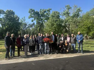Požarevac: Socijalisti položili venac na spomenik Vasi Pelagiću