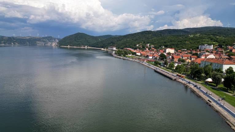 Šest decenija tradicije na obali Dunava: Večeras se krčka najbolja riblja čorba u Golupcu