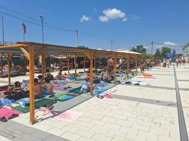 Mnogi su ovog vikenda osveženje od vrućine pronašli na požarevačkom bazenu