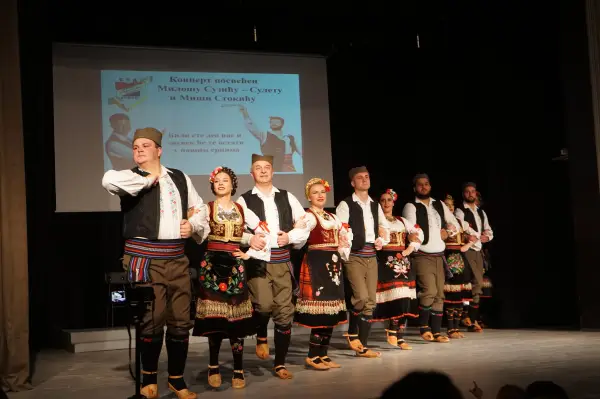 Suze i pesma u Drmnu: Veče sećanja na Miloša Suzića i Mišu Stokića