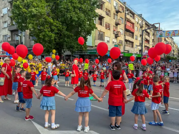 Više od 500 predškolaca na „Balonijadi“: Budući prvaci pustili balone i obeležili kraj vrtićkih dana (FOTO+VIDEO)