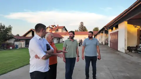 SNS Požarevac u poseti porodici Kostić u Bradarcu
