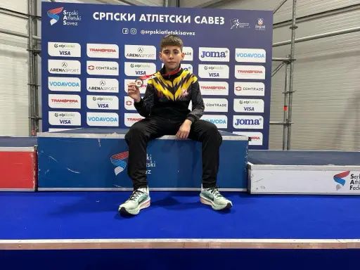 Mladi atletičari AK Požarevac sa medaljom i ličnim rekordima na Prvenstvu Srbije